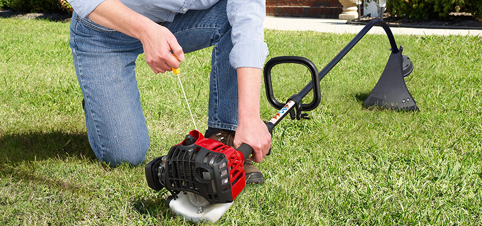 Curved Shaft String Trimmer